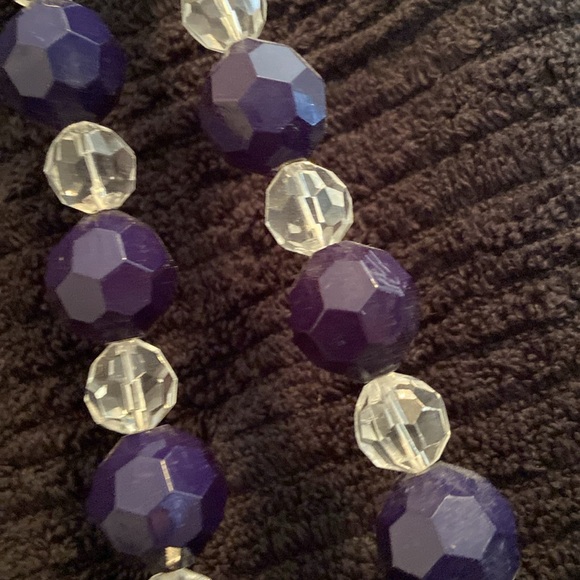 Beaded Necklace - Picture 2 of 3